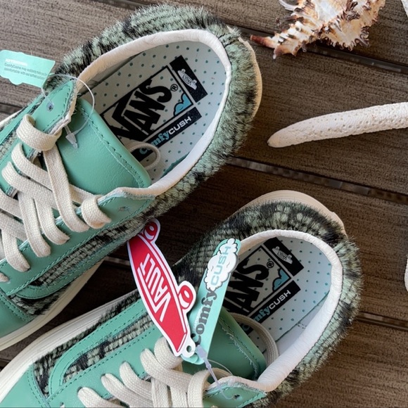 🌴🔆VANS- PLATFORM HAIR STYLES🔆🌴 - Picture 6 of 12